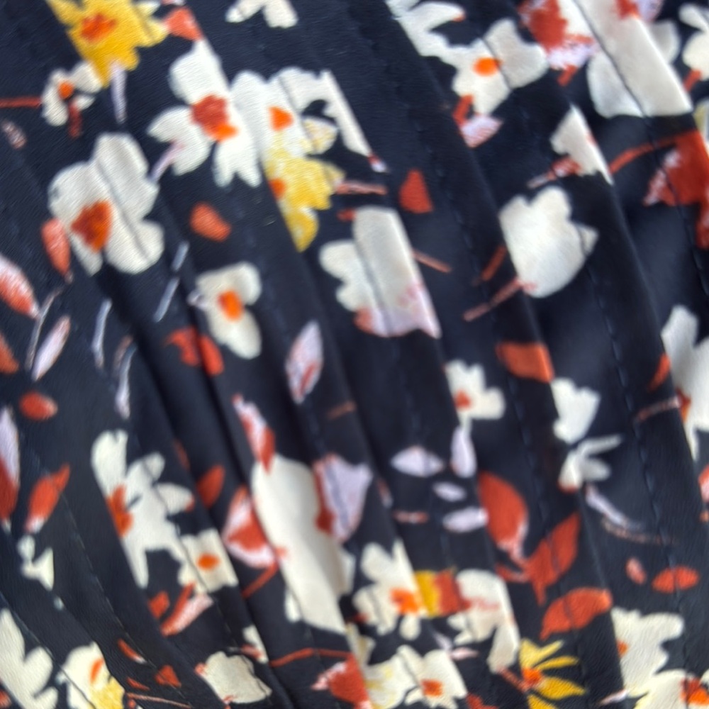 Ann Taylor Orange Red Sleeveless Blouse with Mandarin Collar - Picture 4 of 4